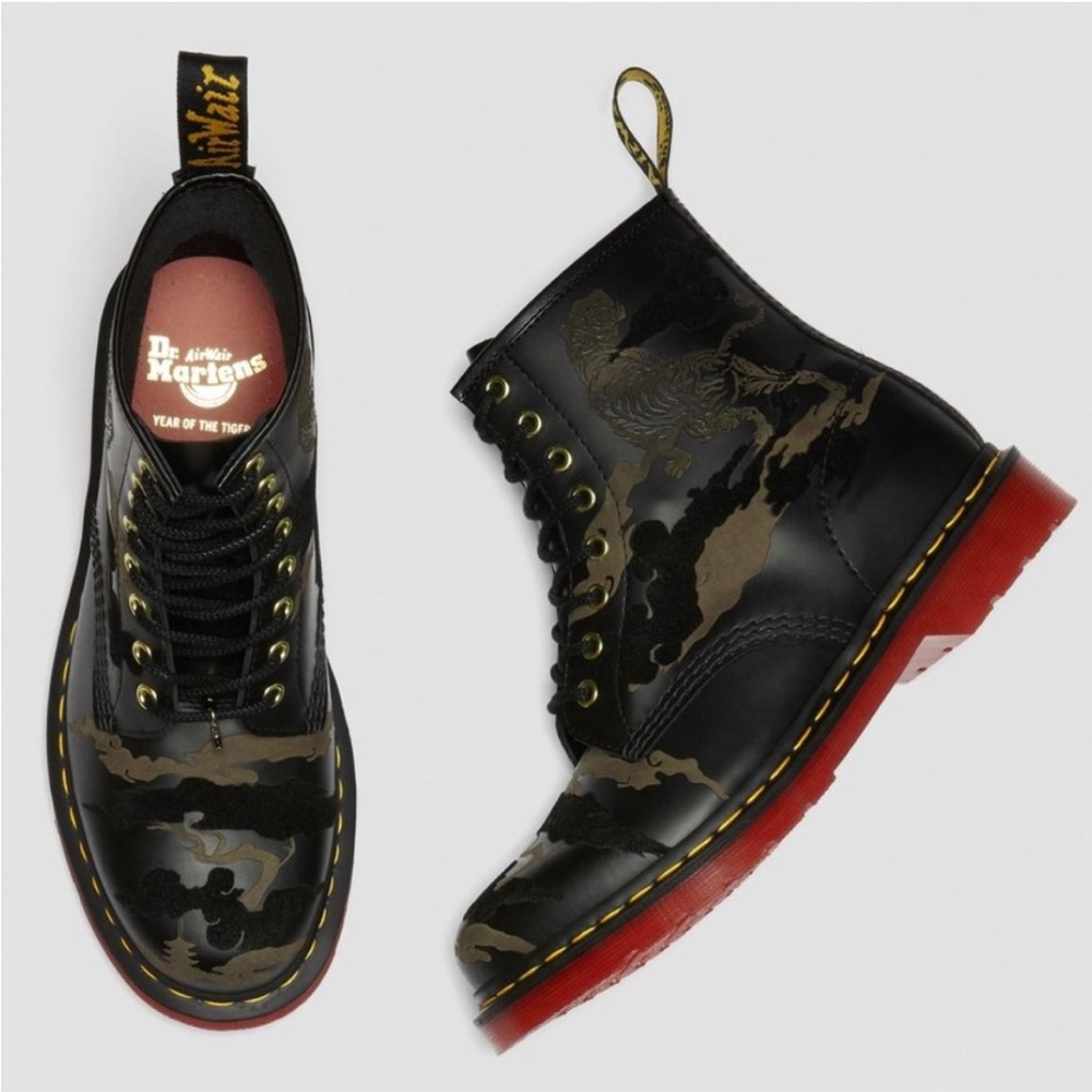 Dr. Martens: Year of the Lunar Tiger Boots. Boots were worn only once 👍👢😀!